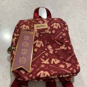 Jujube Mini Red Harry Potter Hogwarts Backpack